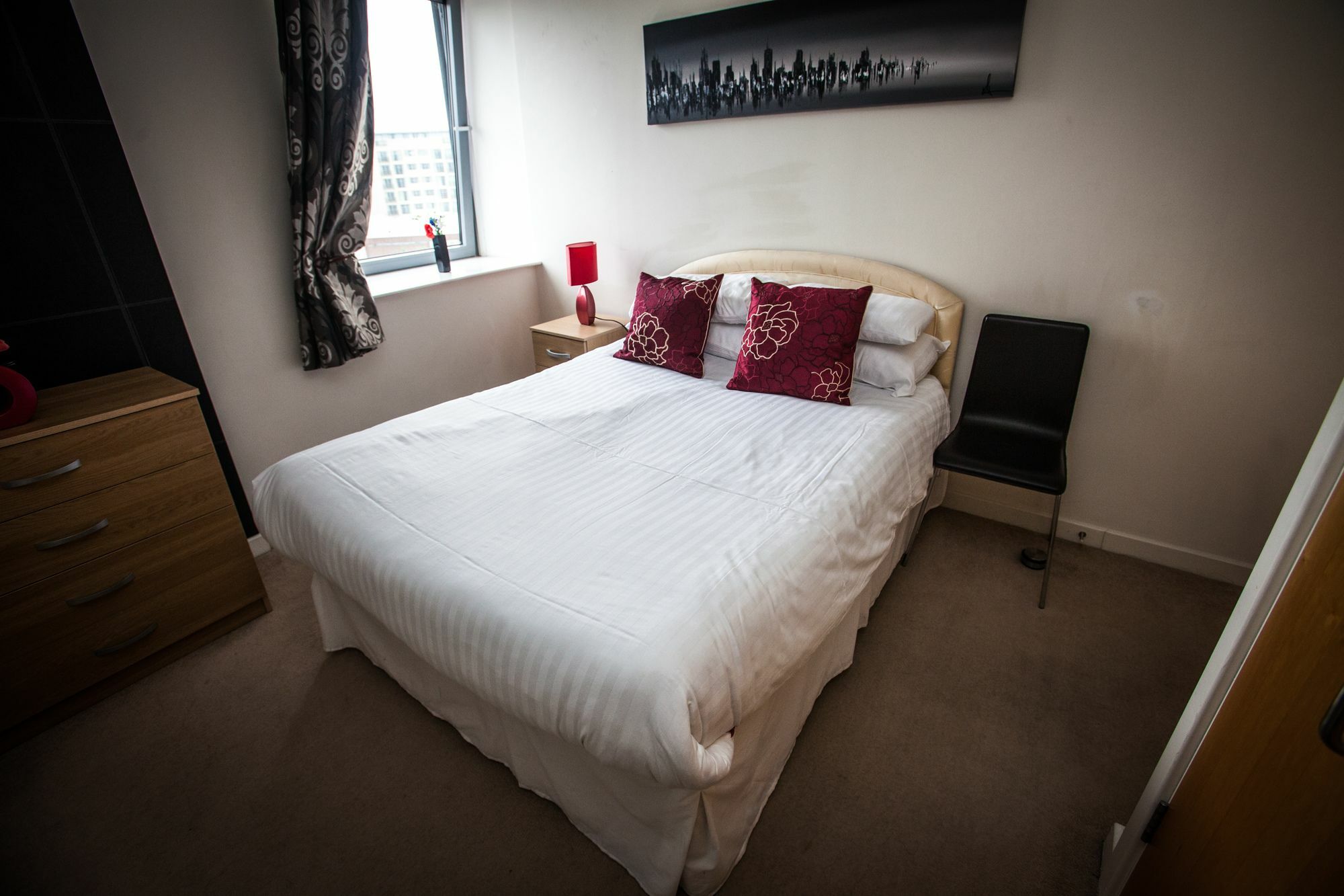 Cranbrook House - Near Ice Arena Aparthotel 4*