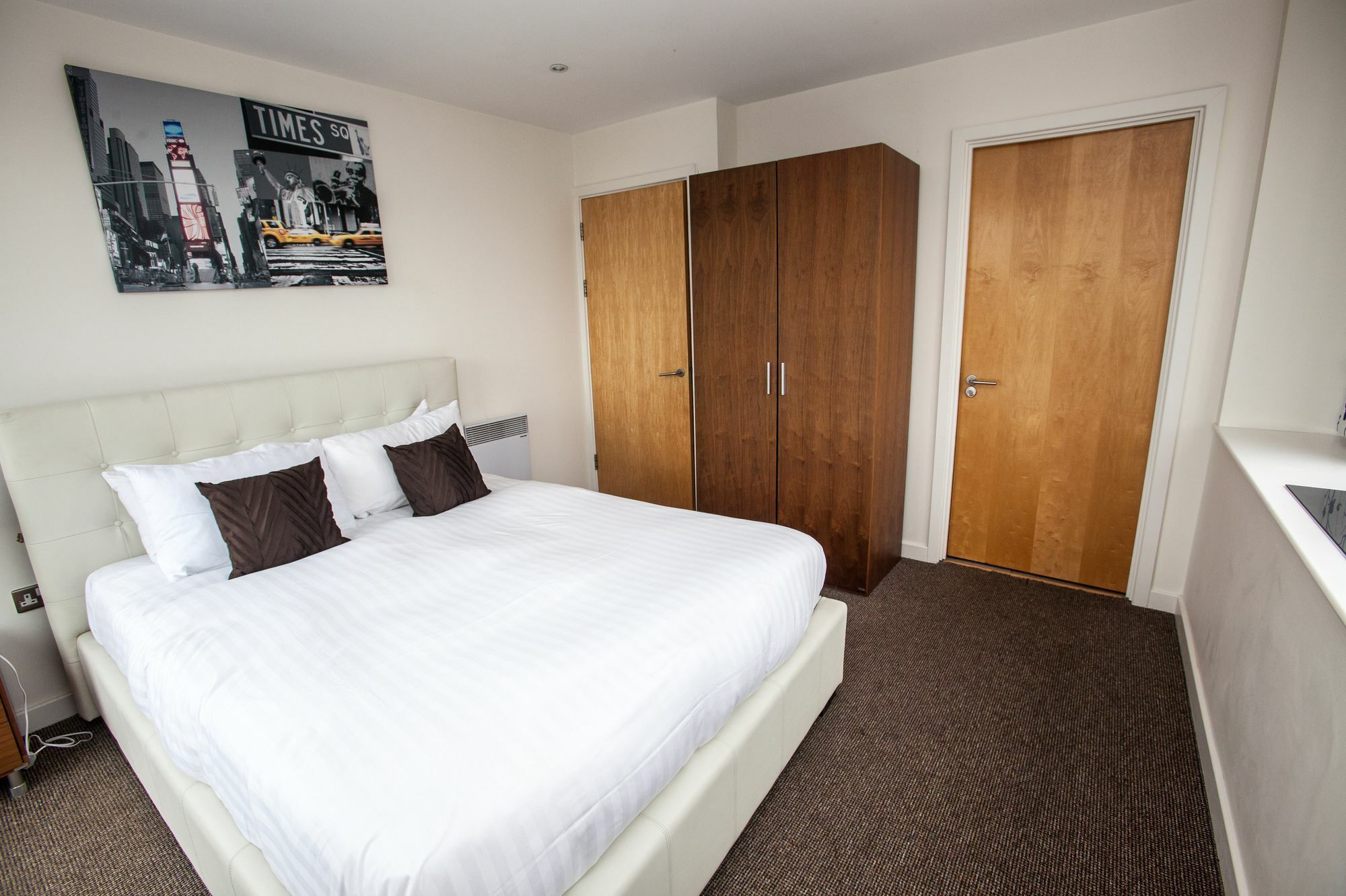 Aparthotel Cranbrook House - Near Ice Arena