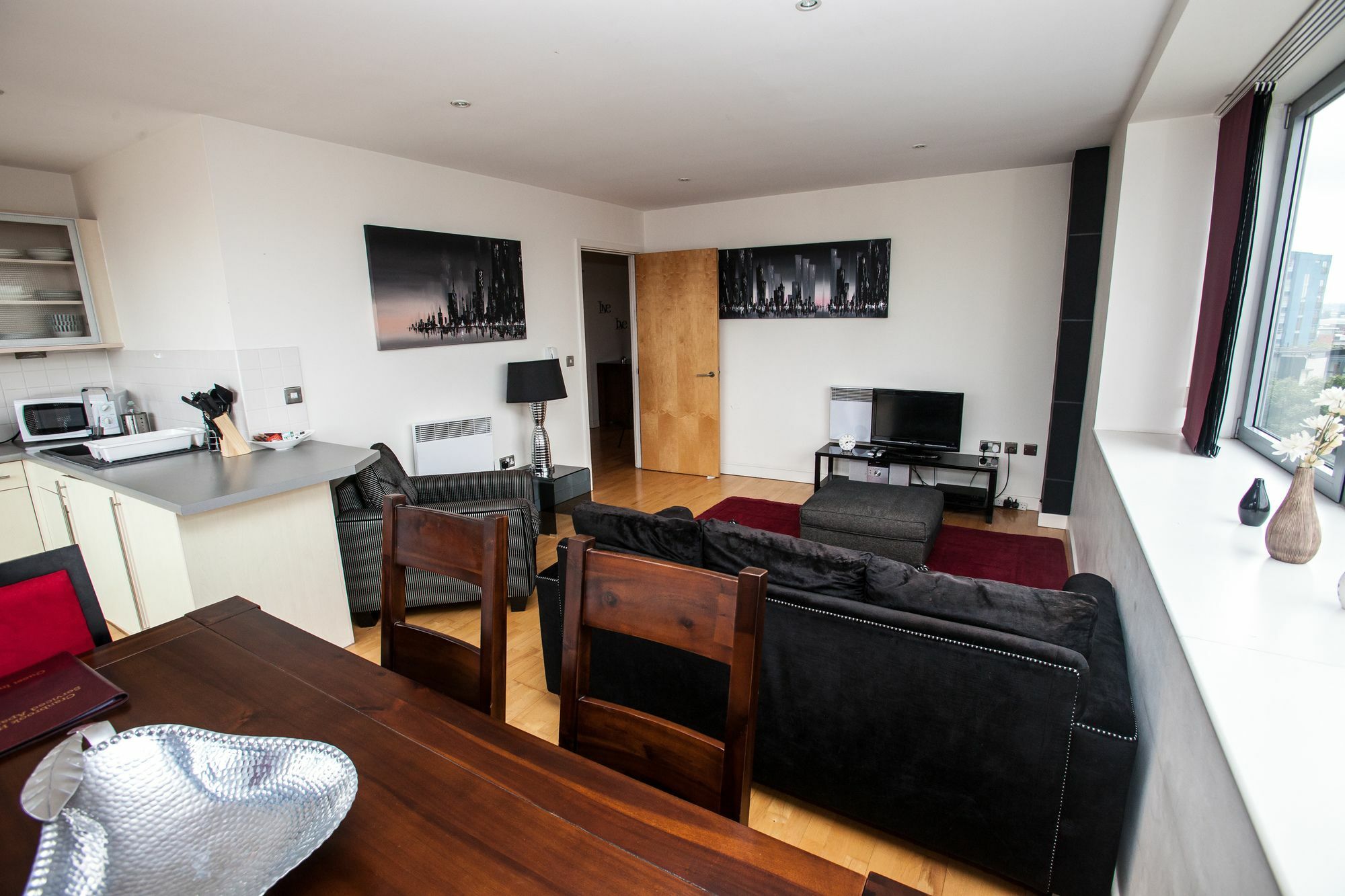 Cranbrook House - Near Ice Arena 4*