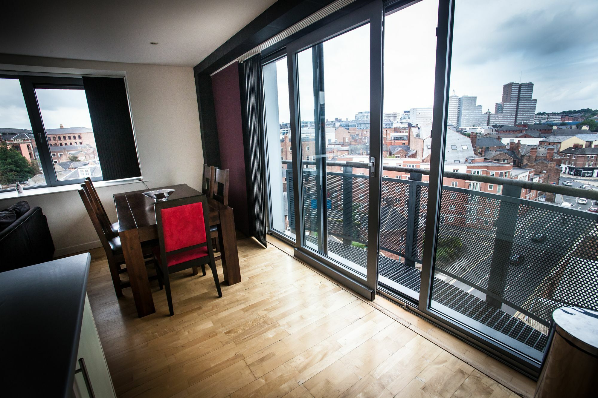 Aparthotel Cranbrook House - Near Ice Arena 4*